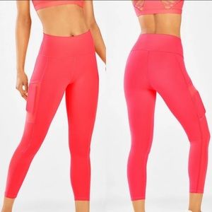 Mila high waisted pocket Capri